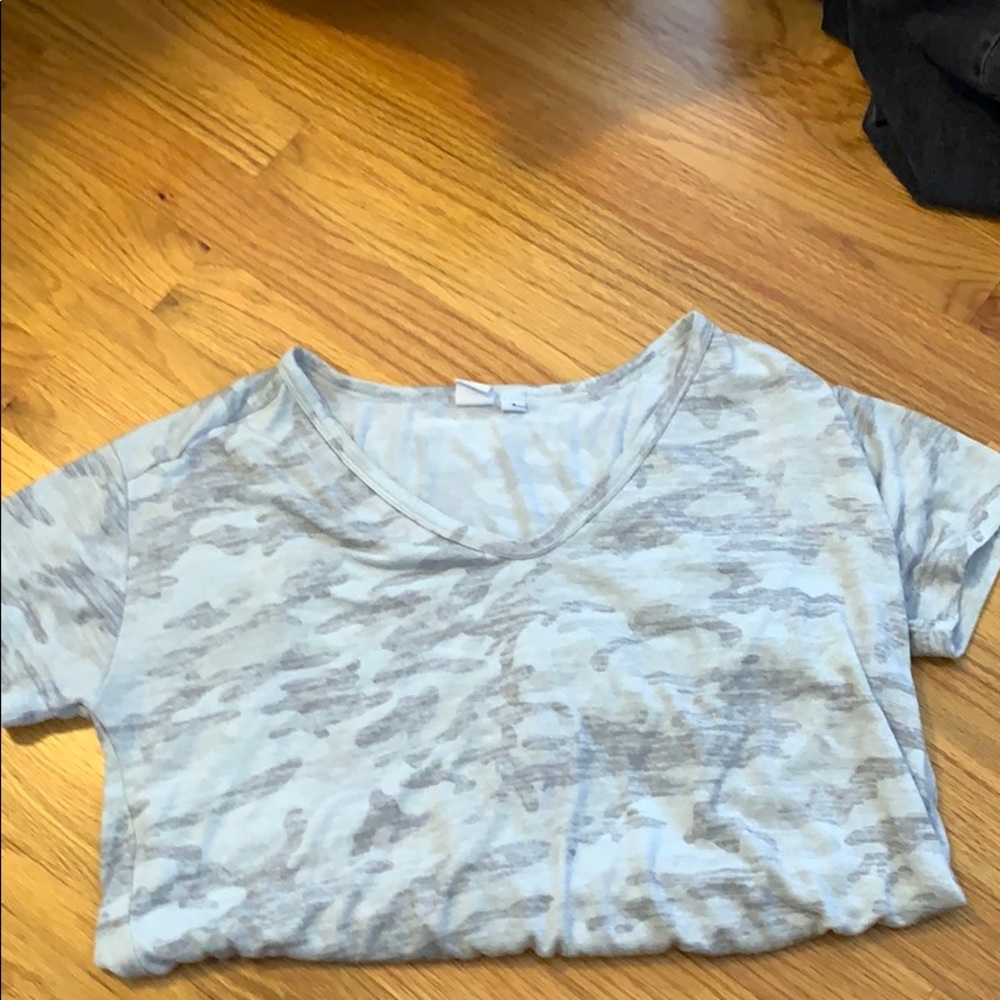 Camo tee